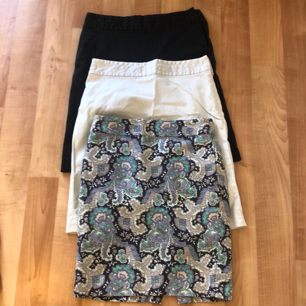 Bundle of 3 pencils skirts. black & light blue: banana rep & paisley one is f21